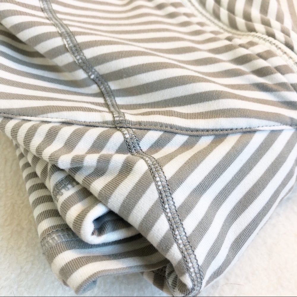 Reebok Grey White Striped Full Zip Athletic Jacket, size Large - Picture 14 of 16